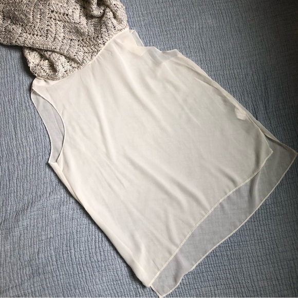 Lucky Brand Women’s Sweater Size Medium Chevron Layered White Grey Long Sleeve - Picture 7 of 16